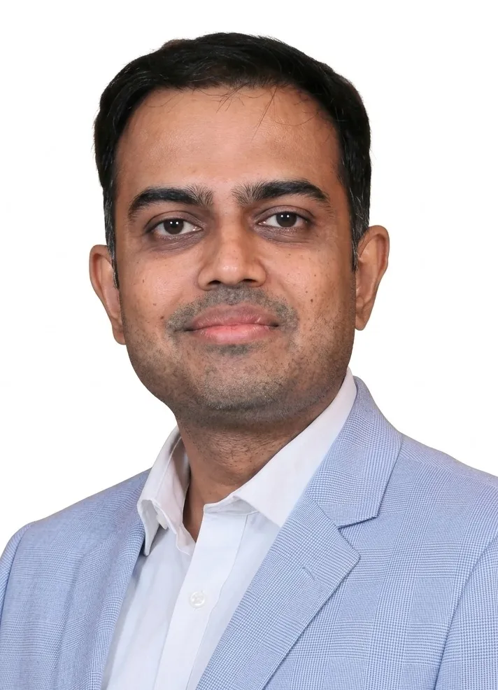Dr Vishal Sadatia